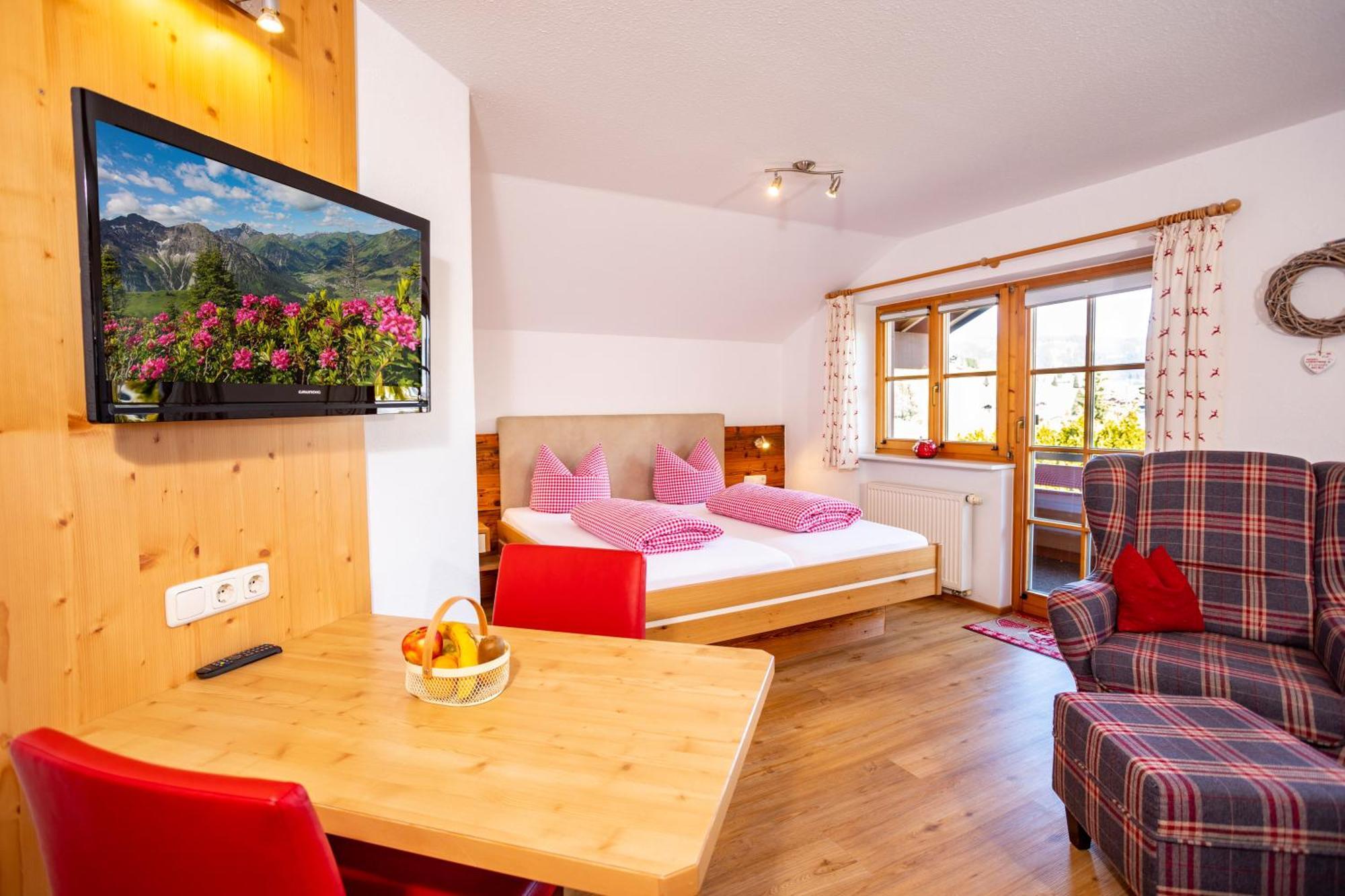 Haus Berg & Tal Apartment Hirschegg  Ngoại thất bức ảnh