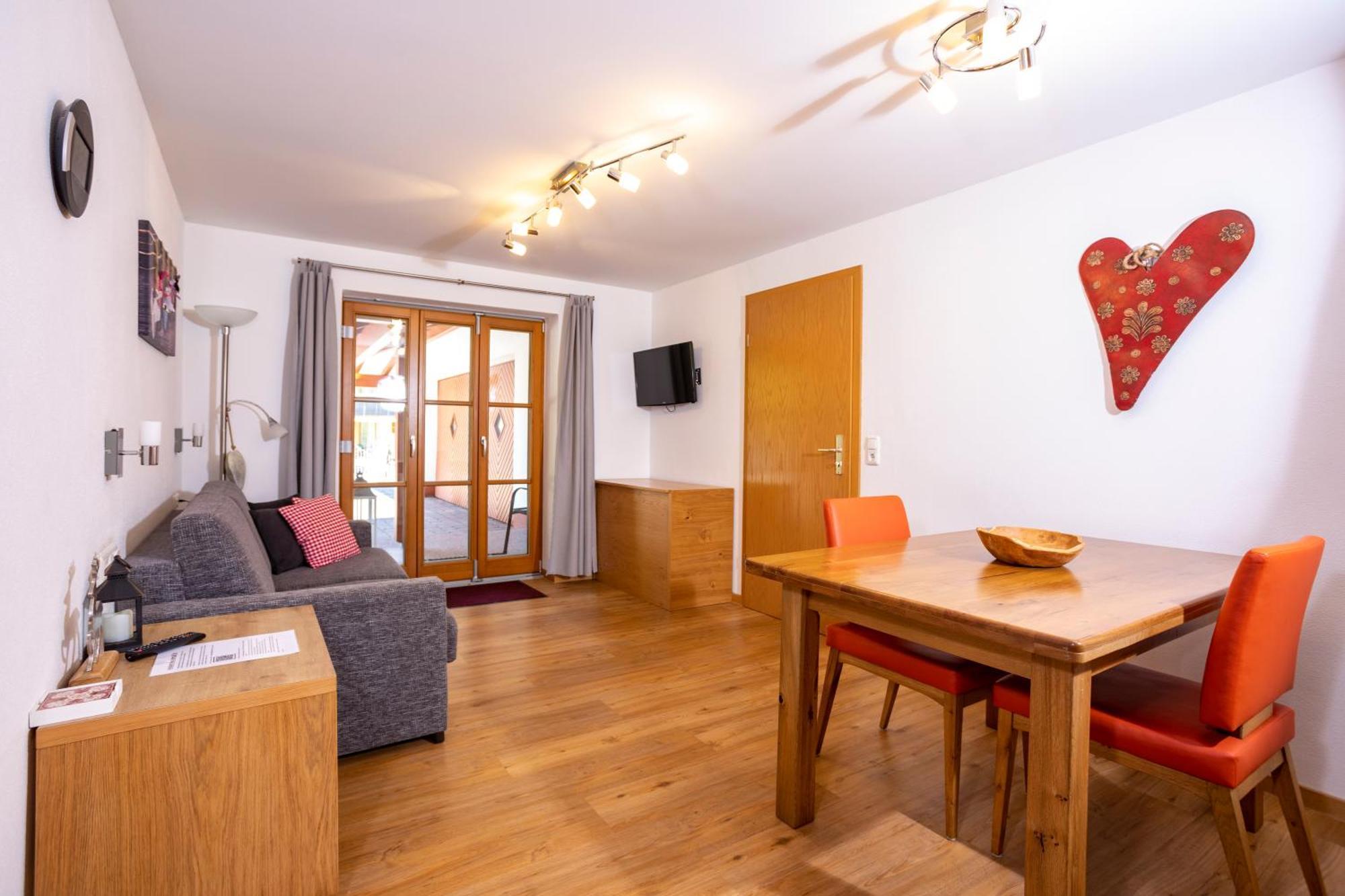 Haus Berg & Tal Apartment Hirschegg  Ngoại thất bức ảnh
